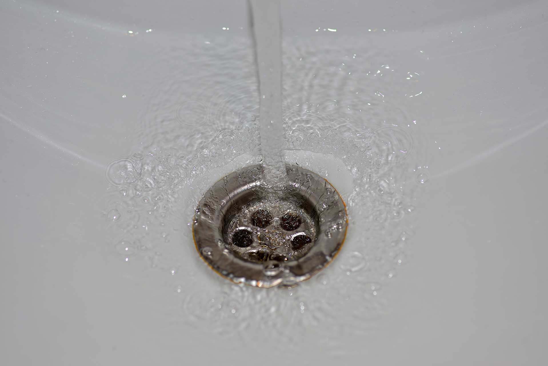 A2B Drains provides services to unblock blocked sinks and drains for properties in Mile End.